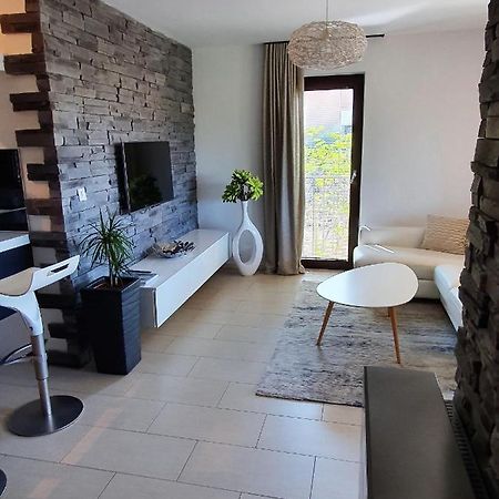 Lucia Exclusive With Parking In The Garage Apartment Porec Exterior photo